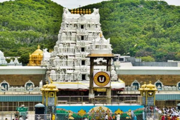 Stampede Claims Six Lives in Tirumala Temple Ticket Rush